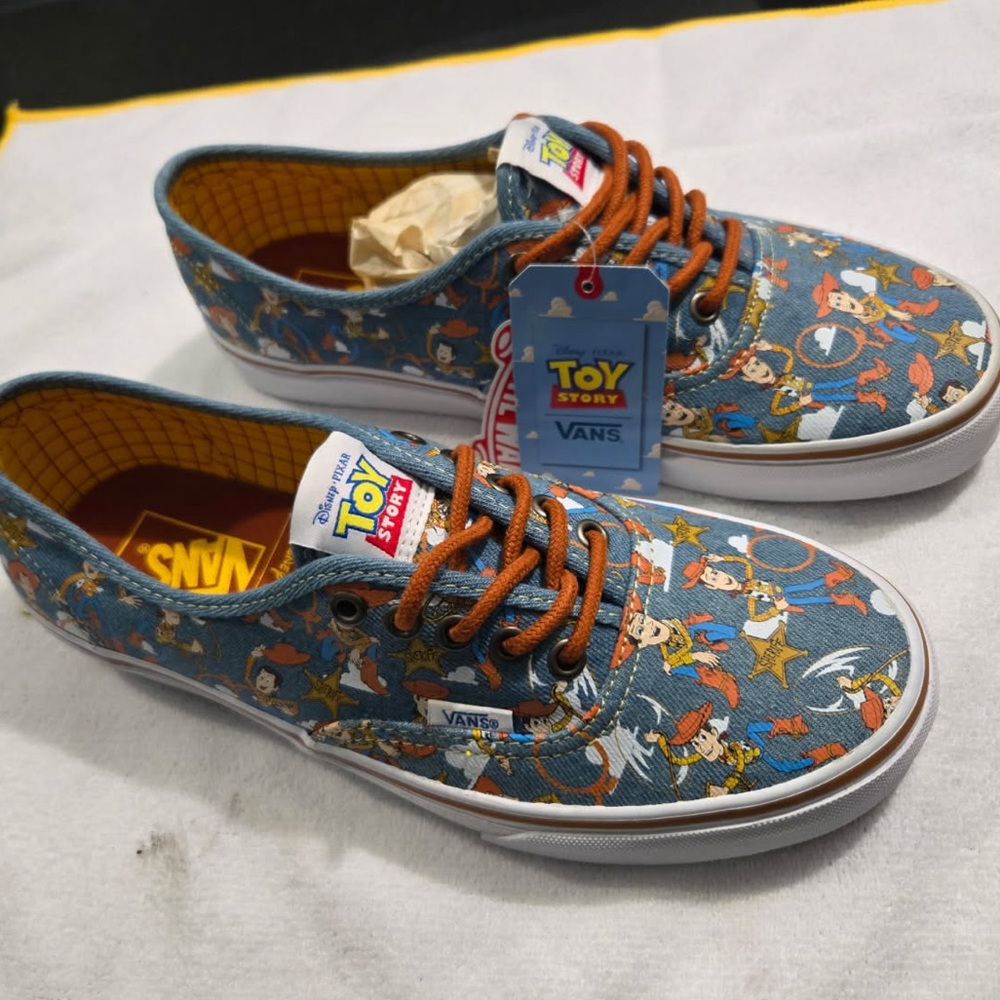 Vans Authentic Disney-Pixar Toy Story Sheriff Woody Sneakers - Picture 3 of 6